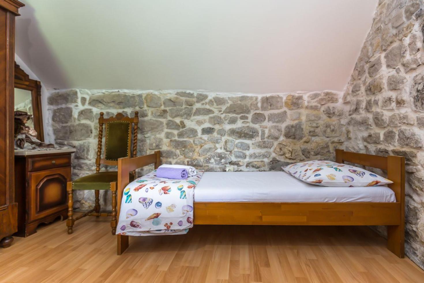 Villa Mini Stone House Omiš Exterior foto