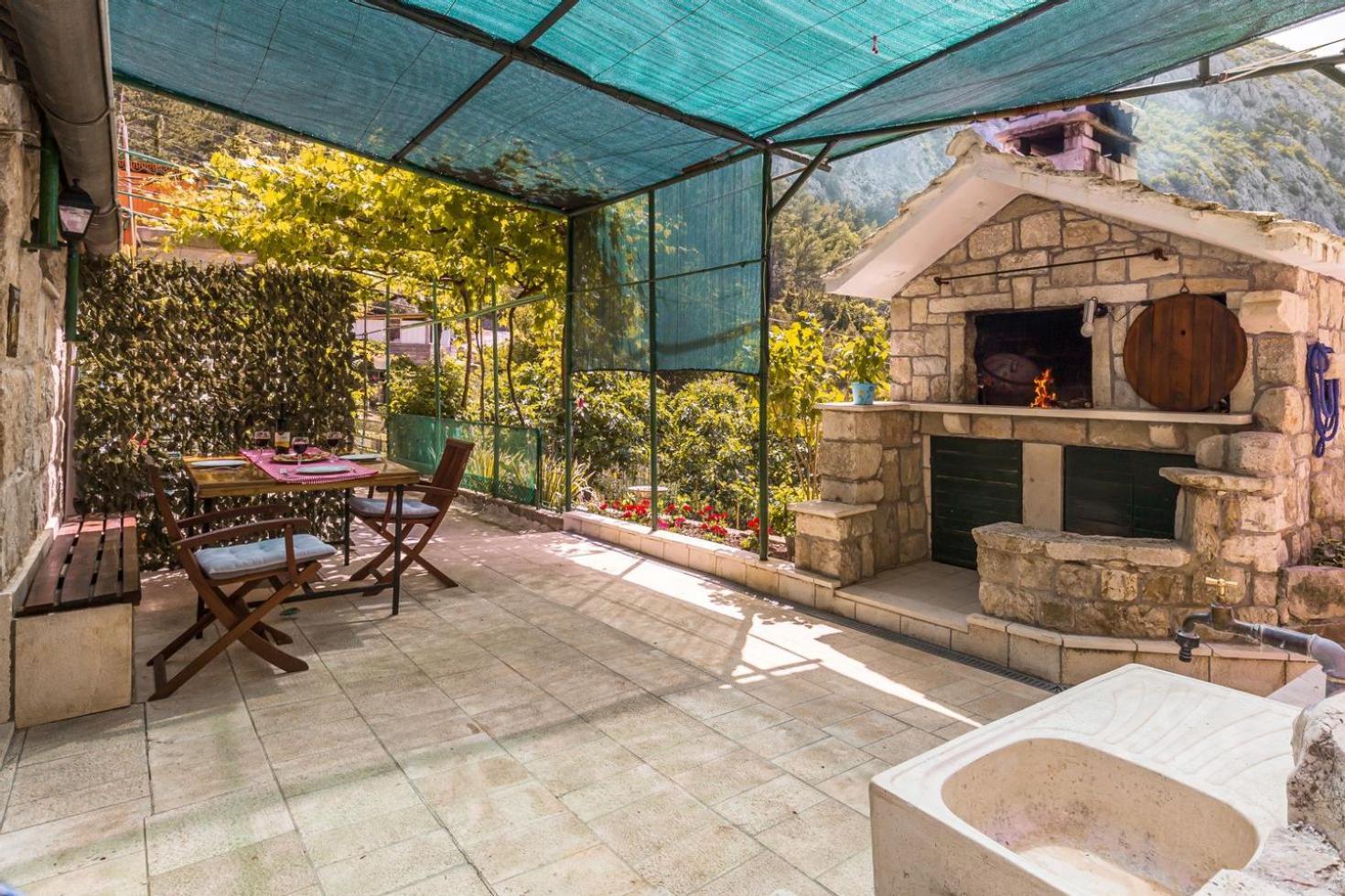 Villa Mini Stone House Omiš Exterior foto